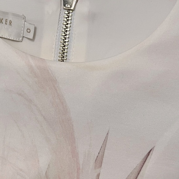 TED BAKER IVORY WHITE FIT AND FLARE WATERCOLOR FLORAL DRESS SIZE 0 - Picture 3 of 4